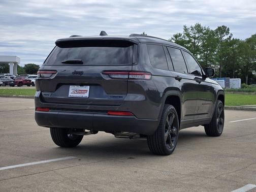 Baltic Gray Metallic Clearcoat 2025 Jeep Grand Cherokee L Limited