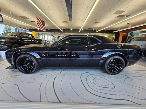 2023 Dodge Challenger R/T Scat Pack Widebody