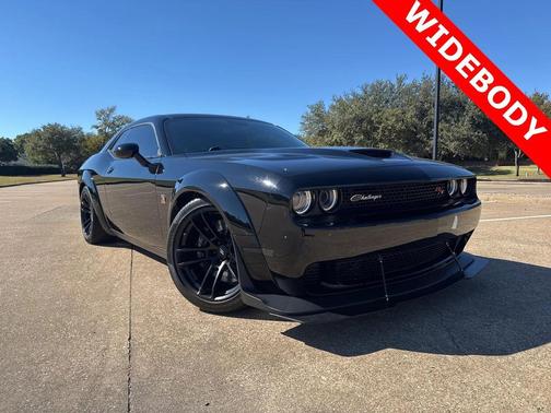 2023 Dodge Challenger R/T Scat Pack Widebody