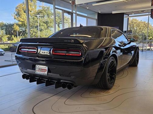 2023 Dodge Challenger R/T Scat Pack Widebody