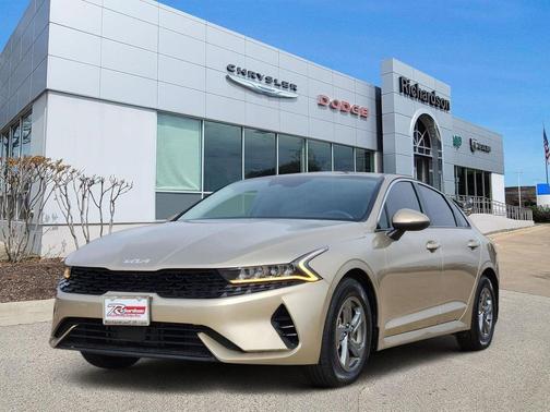 Crystal Beige 2022 Kia K5 LXS