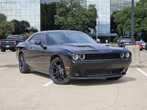 2017 Dodge Challenger SXT