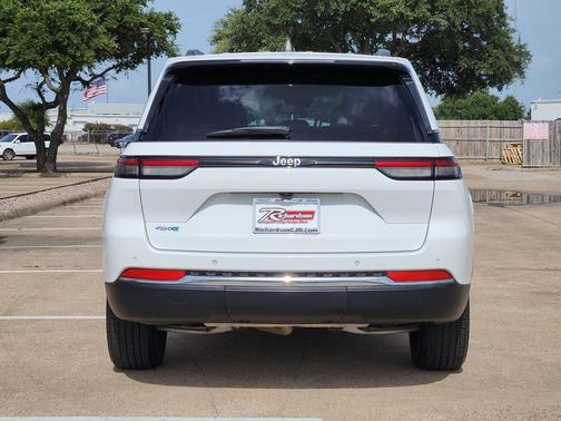 Bright White 2024 Jeep Grand Cherokee 4xe Base