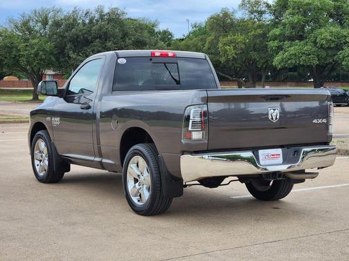 Granite Crystal Metallic Clearcoat 2019 RAM 1500 Tradesman