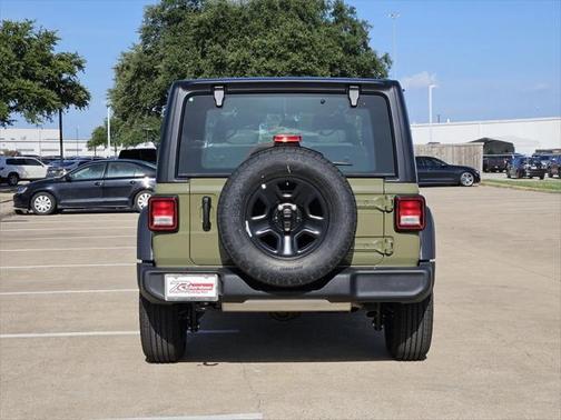 2025 Jeep Wrangler Sport