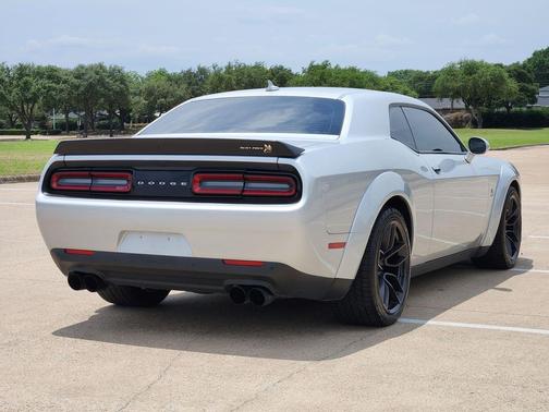 Triple Nickel Clearcoat 2021 Dodge Challenger R/T Scat Pack Widebody