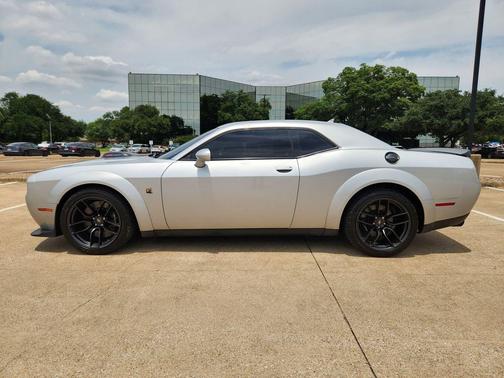Triple Nickel Clearcoat 2021 Dodge Challenger R/T Scat Pack Widebody
