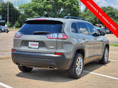 2022 Jeep Cherokee Latitude Lux