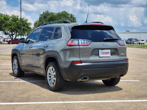 2022 Jeep Cherokee Latitude Lux