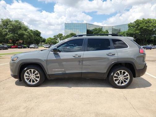 2022 Jeep Cherokee Latitude Lux