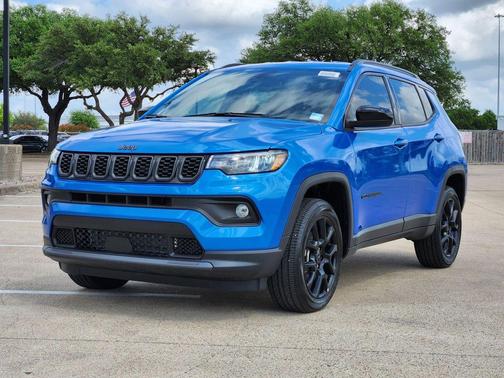 Hydro Blue Pearlcoat 2026 Jeep Compass Latitude