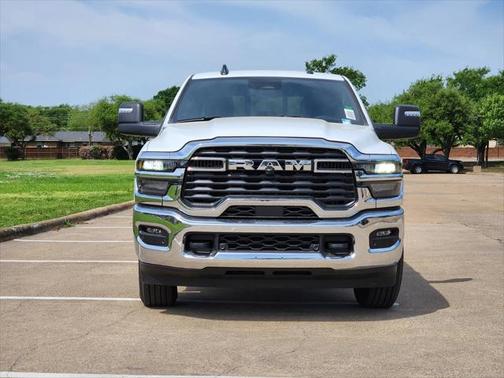 2025 RAM 3500 Big Horn Crew Cab 4x2 6'4' Box