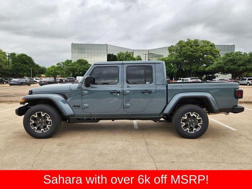 Anvil Clearcoat 2026 Jeep Gladiator Sahara 4x4