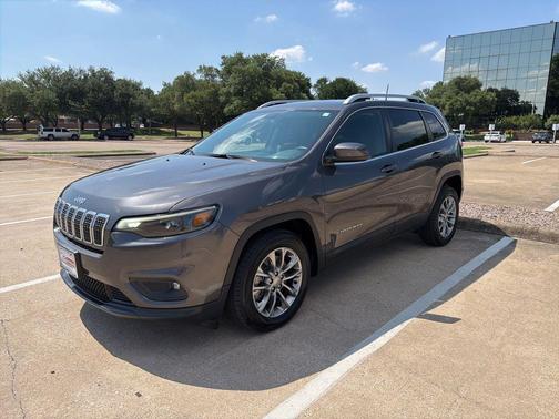 Granite Crystal Metallic Clearcoat 2019 Jeep Cherokee Latitude Plus