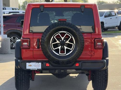 Firecracker Red Clearcoat 2025 Jeep Wrangler Rubicon