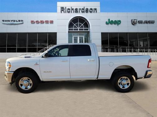 2022 RAM 2500 Big Horn Crew Cab 4x4 6'4' Box
