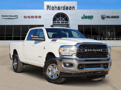 2022 RAM 2500 Big Horn Crew Cab 4x4 6'4' Box