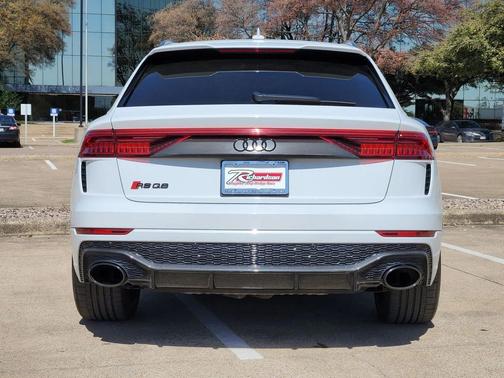 2023 Audi RS Q8 4.0T