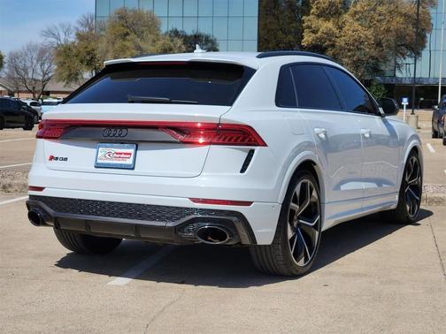 2023 Audi RS Q8 4.0T