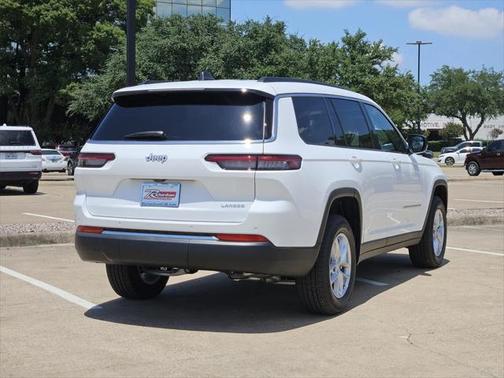 2025 Jeep Grand Cherokee L Laredo