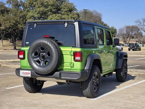 2026 Jeep Wrangler Sport