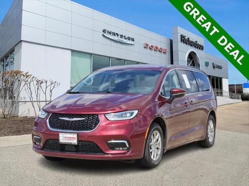 2023 Chrysler Pacifica Touring L