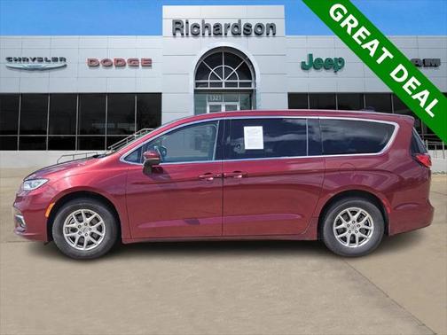 2023 Chrysler Pacifica Touring L