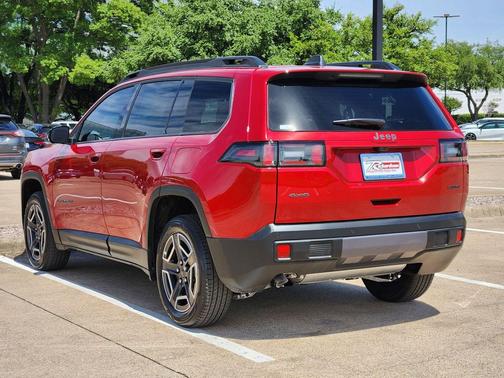 Red Hot Pearlcoat 2026 Jeep Cherokee Limited