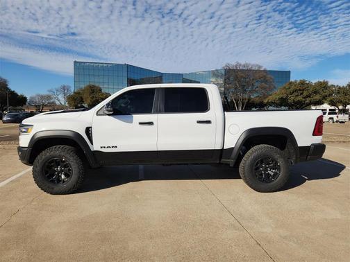 2026 RAM 1500 RHO Crew Cab 4x4 5'7' Box