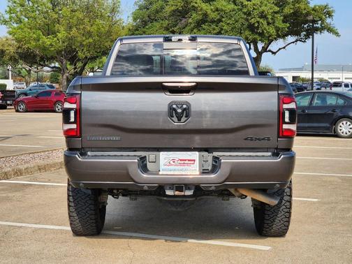 Granite Crystal Metallic Clearcoat 2022 RAM 2500 Laramie Crew Cab 4x4 6'4' Box