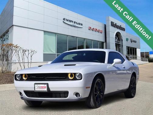 2023 Dodge Challenger SXT