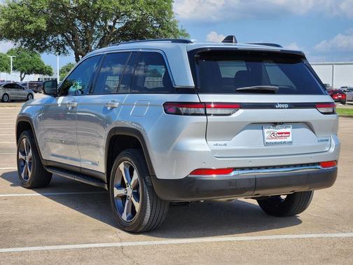 Silver Zynith 2023 Jeep Grand Cherokee Limited