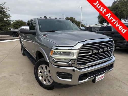 2019 RAM 2500 Laramie Crew Cab 4x4 6'4' Box