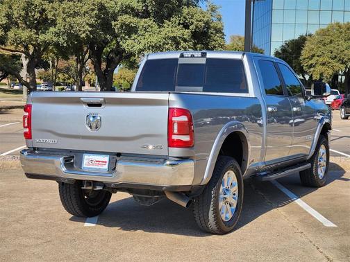 2019 RAM 2500 Laramie Crew Cab 4x4 6'4' Box