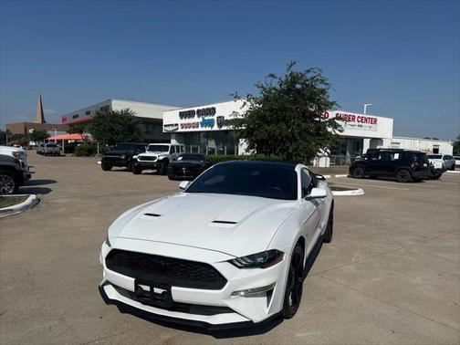 2020 Ford Mustang EcoBoost