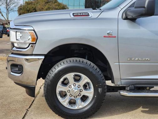 2024 RAM 2500 Big Horn Crew Cab 4x4 6'4' Box