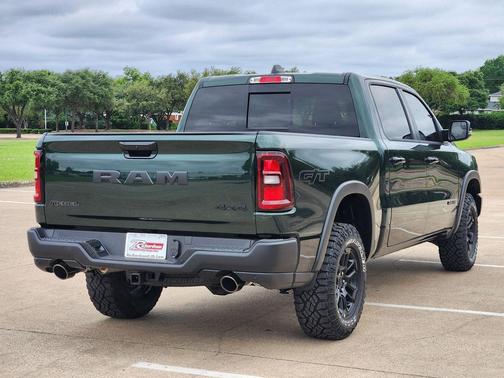 Serrano Green Metallic 2026 RAM 1500 Rebel
