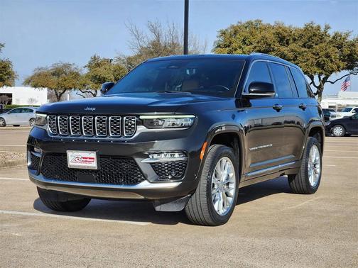 2023 Jeep Grand Cherokee Summit