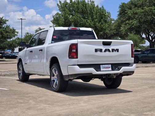 Bright White Clearcoat 2026 RAM 1500 Express