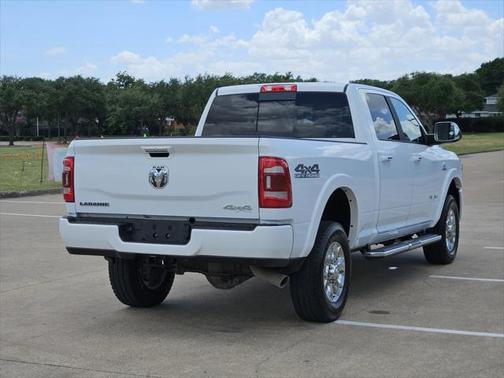 2022 RAM 2500 Laramie Crew Cab 4x4 6'4' Box
