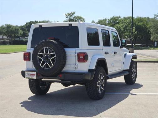 2025 Jeep Wrangler 4-Door Sahara 4x4