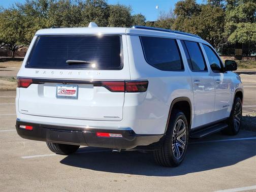2023 Jeep Wagoneer L Series II 4x4