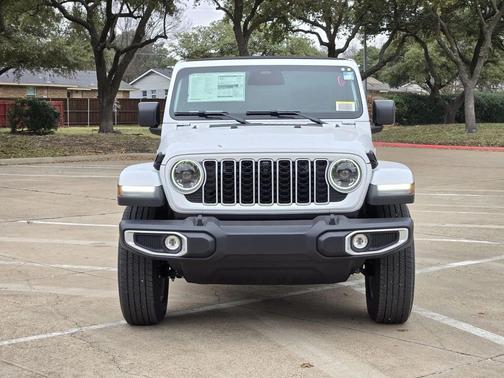 bright white clearcoat 2026 Jeep Wrangler 4-Door Sahara 4x4