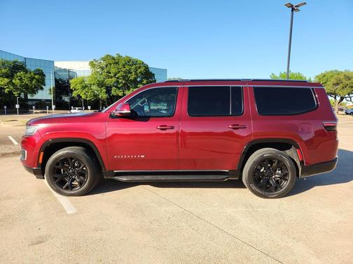 Velvet Red Pearlcoat 2022 Jeep Wagoneer Series II 4x2