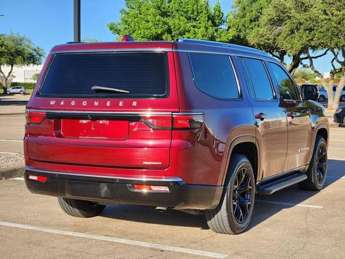 Velvet Red Pearlcoat 2022 Jeep Wagoneer Series II 4x2