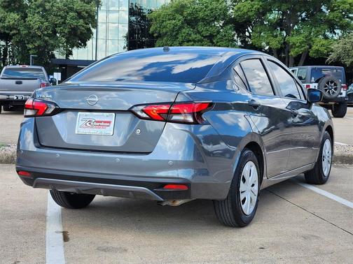 2025 Nissan Versa 1.6 S