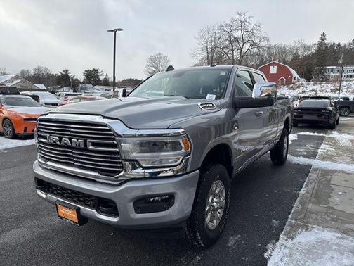 2024 RAM 2500 Laramie Crew Cab 4x4 6'4' Box