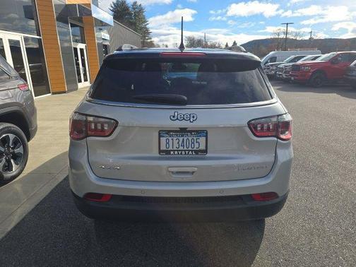 Silver Zynith Metallic Clearcoat 2026 Jeep Compass Limited