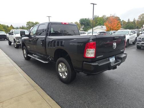 2024 RAM 2500 Big Horn Crew Cab 4x4 6'4' Box