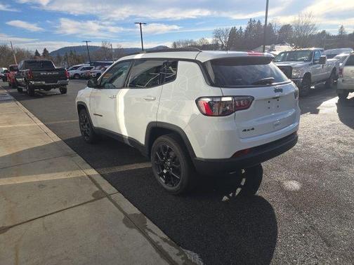 2026 Jeep Compass Latitude